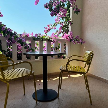 Apartments Villa Cizmic Baška Voda Exterior foto